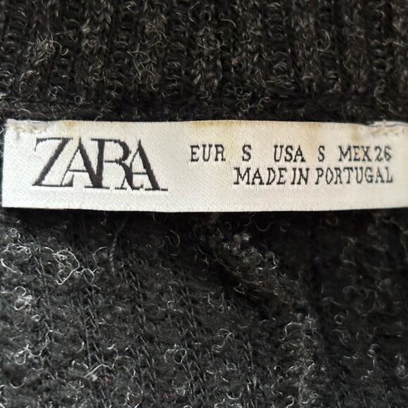 Zara Charcoal Ribbed Knit Crew Cropped Sweater Made in Portugal Small S - Picture 2 of 6